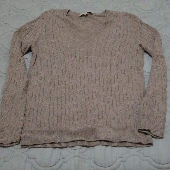 LOFT Sweaters - LOFT Cable Knit V-Neck Sweater
